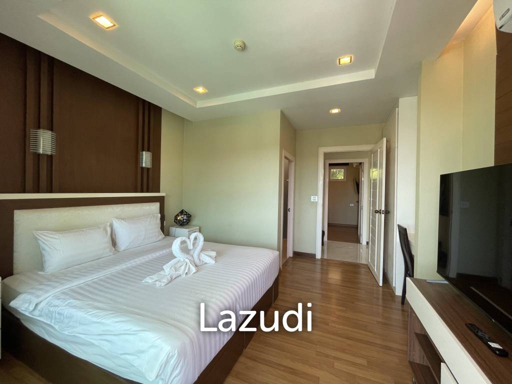 picture 2-Bed Sea View Condominium at Sea and Sky Condominium - 4/13