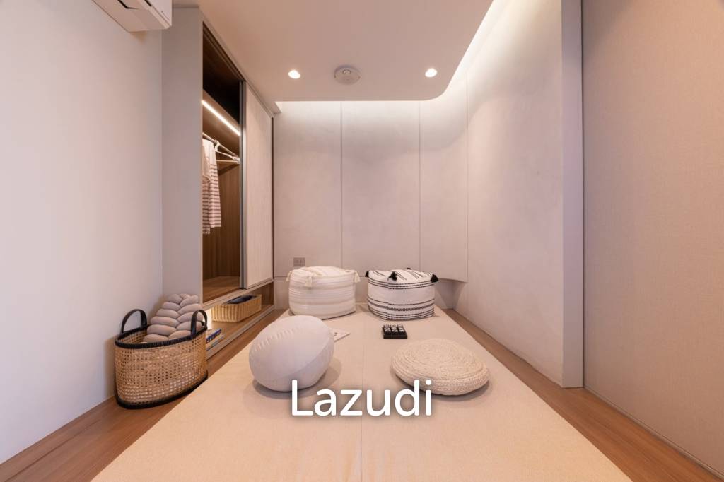 picture Contemporary 2-Bedroom Condo with Ocean Views - 8/16