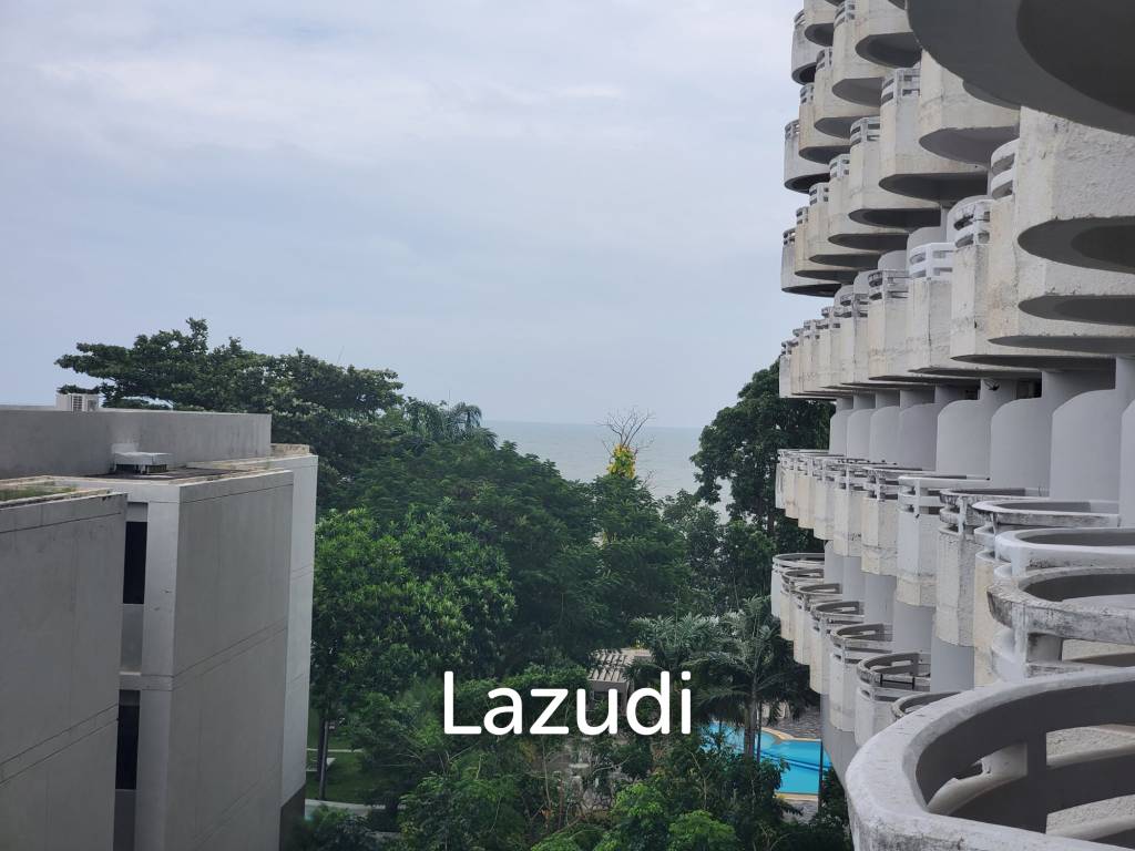 picture Large 1 bed condo - Direct Beach access and Mountain View - 3/16