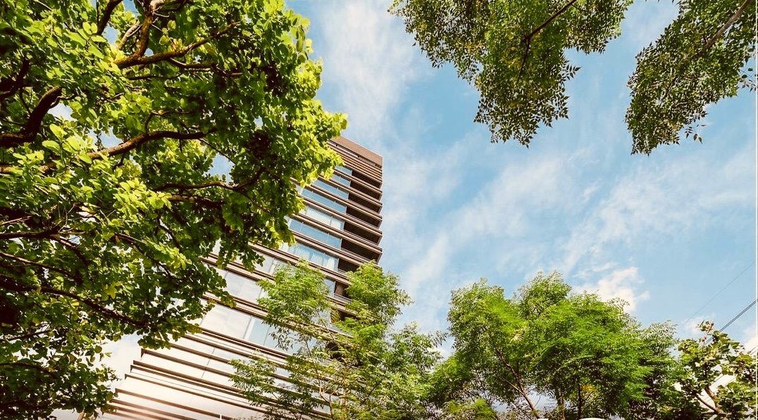 รูป LTH3726 – Sindhorn Tonson FOR SALE 2 beds 3 baths size 107 Sq.M. Nearby MRT Lumpini station ONLY 20.9 MB - รูปที่ 1/6