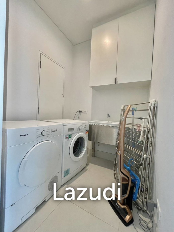 picture 2 Bed 2 Bath 192 SQM The Ritz Carlton Residences - 21/23