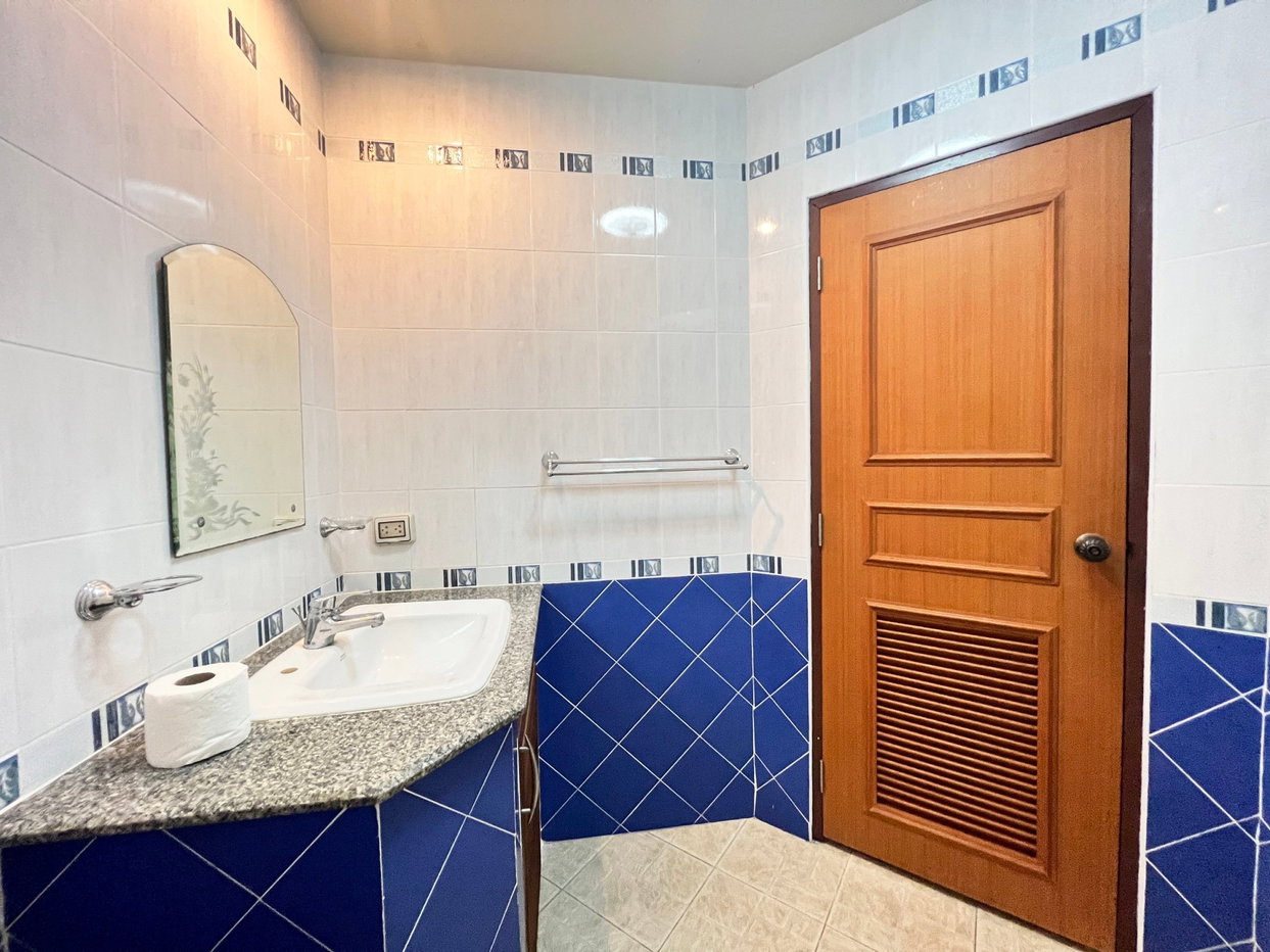 รูป 2 Bedroom Condo for Rent at Nordic Residence in Pratumnak Hill - รูปที่ 12/14