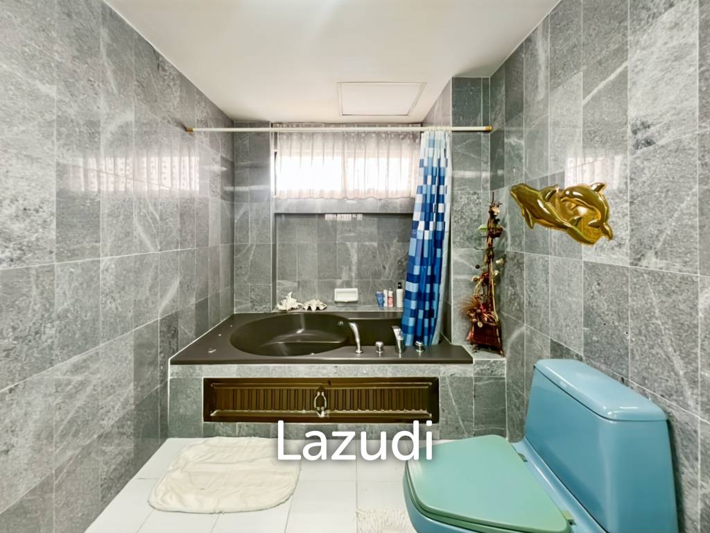 รูป คอนโดติดทะเล 2 ห้องนอนที่ Regent Villa Condo ชะอำ - รูปที่ 13/33