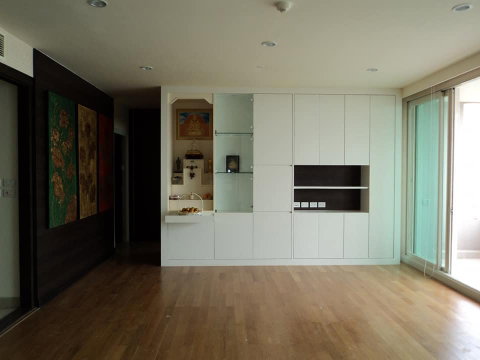 LTH3595 – Watermark Chaophraya FOR SALE 3 beds 4 baths size 145.94 Sq.M. Nearby BTS Krung Thon Buri station ONLY 16.9 MB