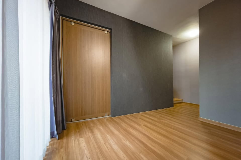 รูป ให้เช่า เฌอคูน สาทร - ราชพฤกษ์ / 3 ห้องนอน 3 ห้องน้ำ / 26,000 บาท ใกล้ Central Pinklao - รูปที่ 6/12