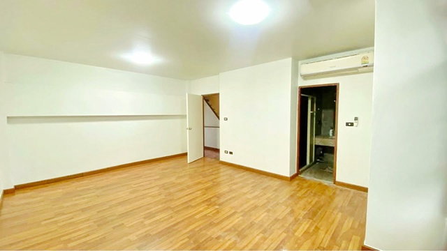 รูป รร.นานาชาติบางกอกพัฒนา 1.2 กม. MRT ศรีลาซาล 530ม. โฮมออฟฟิศ 4 นอน 5 น้ำ 25 ตร.วา.300 ตร.ม. ลาซาล - รูปที่ 3/8