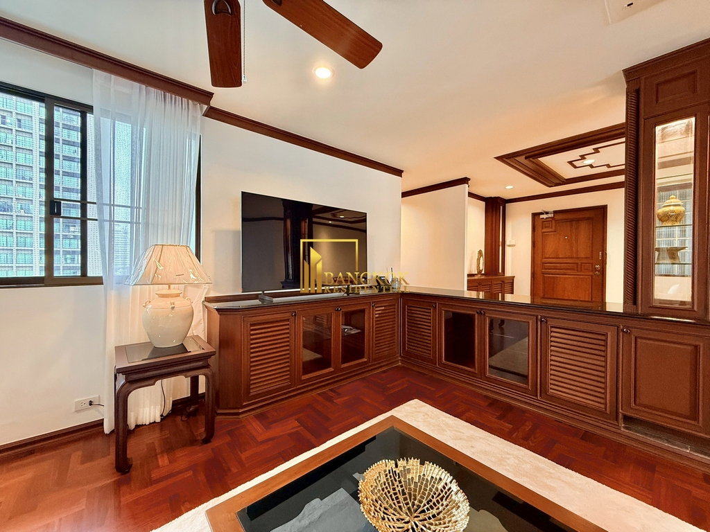 รูป Elegant 3+1 Bedroom Luxury Apartment in Phrom Phong Area - BR21391AP - รูปที่ 10/45