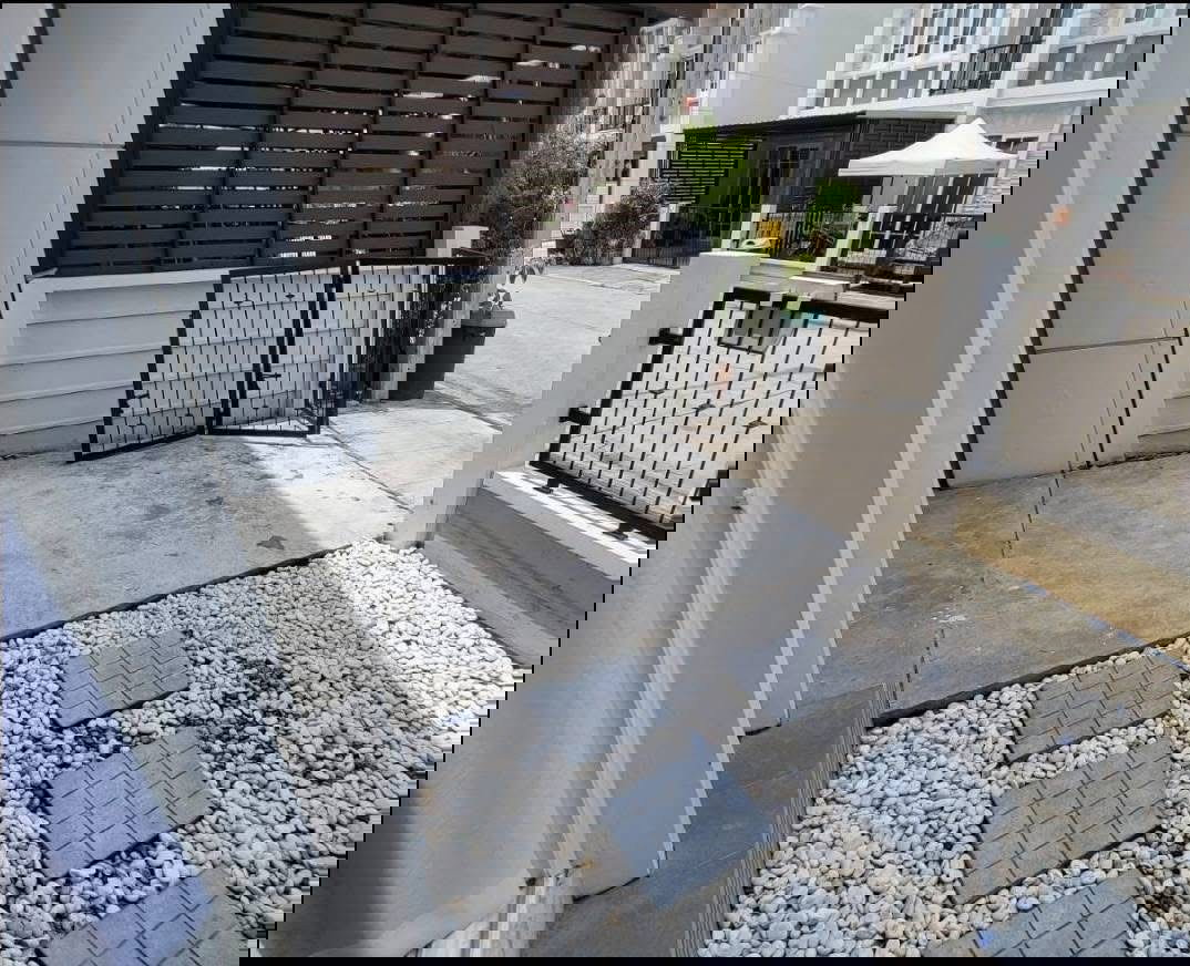 รูป 🏡 ปล่อยเช่าทาวน์โฮม Golden Town รามอินทรา-คู้บอน 3 ห้องนอน 2 ห้องน้ำ บ้านสวย พร้อมอยู่ ทำเลดีมาก ใกล้แหล่งไลฟ์สไตล์ครบ!🐶 อนุญาตสัตว์เลี้ยงตัวเล็ก - รูปที่ 2/14