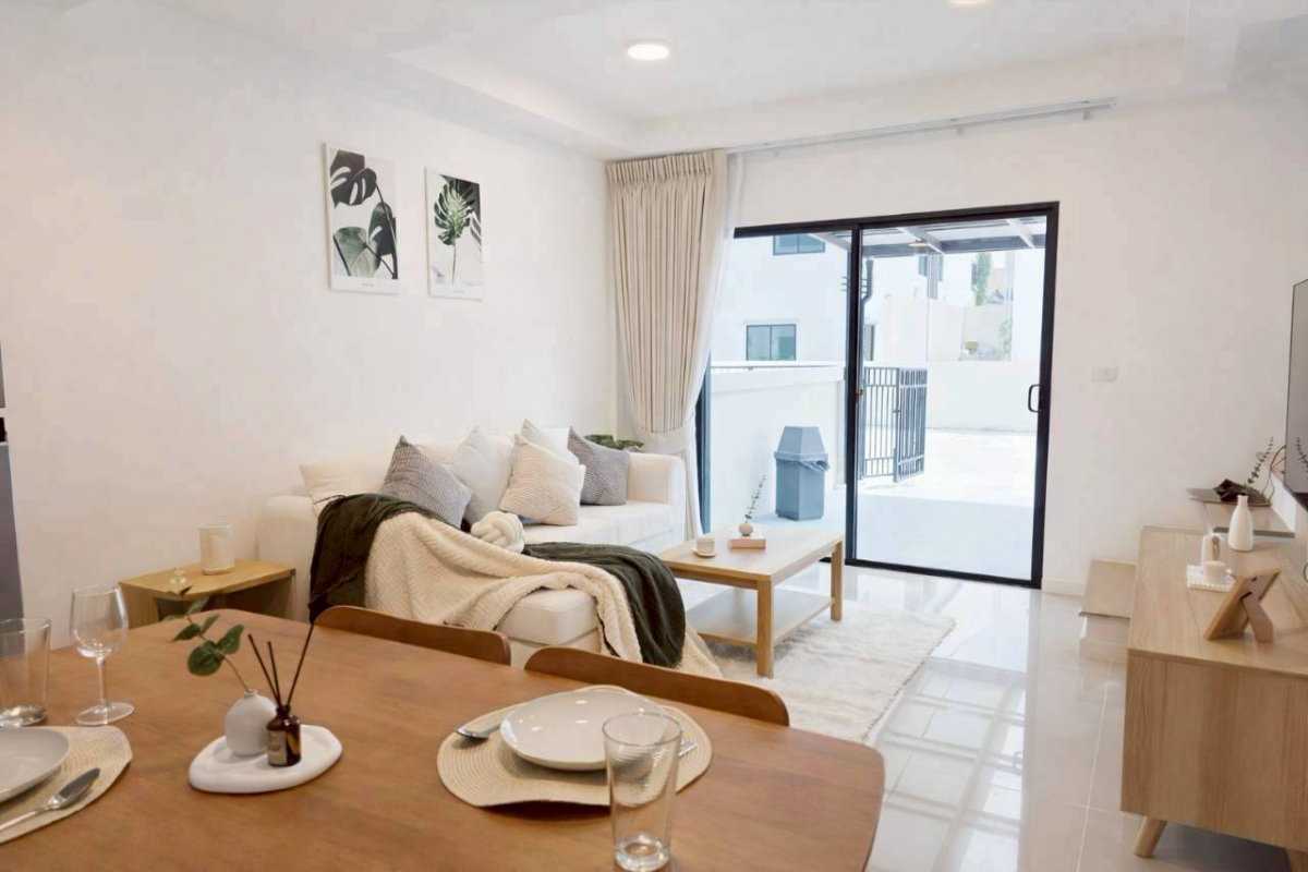 รูป ให้เช่า บ้าน Q Prime สุขุมวิท 77 บ้านทาวน์โฮม 3 ชั้น 3 ห้องนอน 18 ตรว 136 ตรม เฟอร์นิเจอร์ เครื่องใช้ไฟฟ้าครบ ใกล้ MRT ศรีนุช อ่อนนุช : MF25R-004 - รูปที่ 4/14