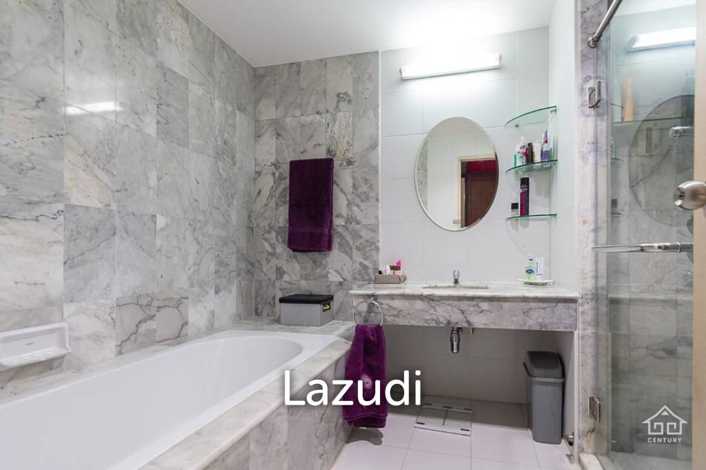 picture SANTI PURA : Beautiful 2 bed Beachfront condo - 20/27