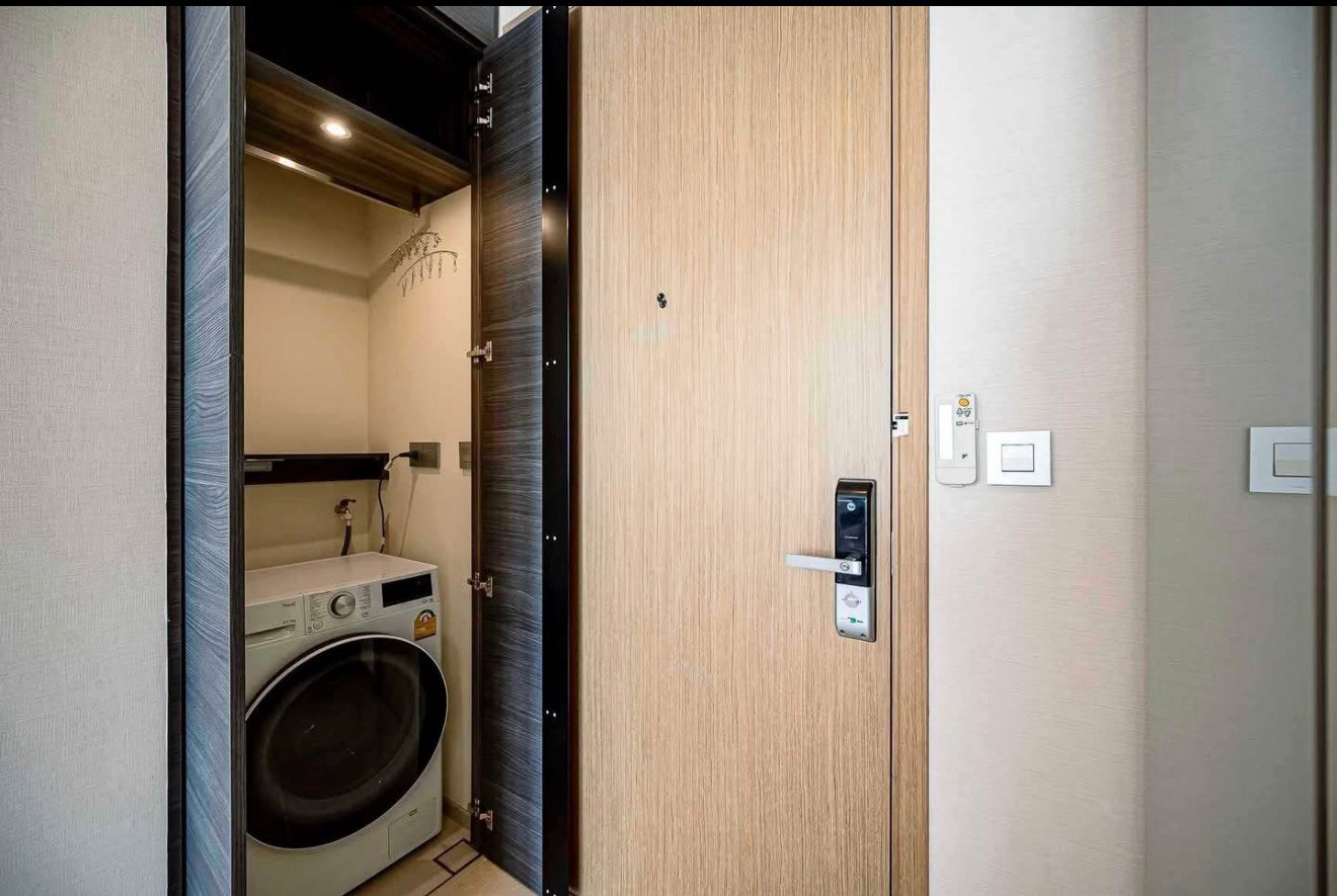 picture The Esse Asoke 1 bedroom, for rent - 7/13