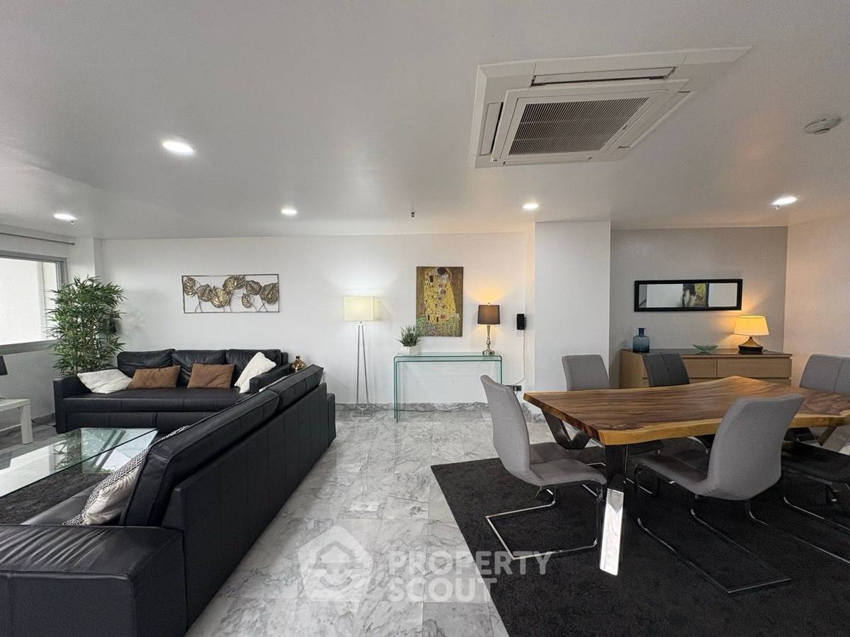 picture 5-BR Condo at Thara Ruean Kaew in Phlapphla (ID 2112951) - 6/30