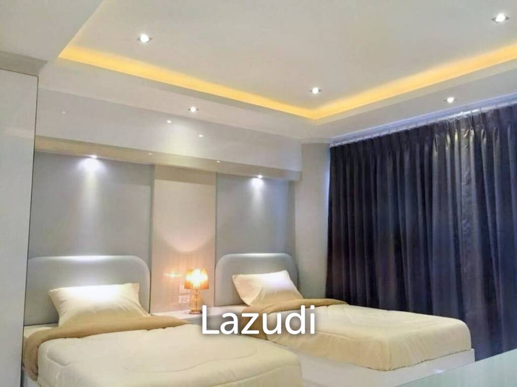 picture Park Beach Wongamat. - 10/14