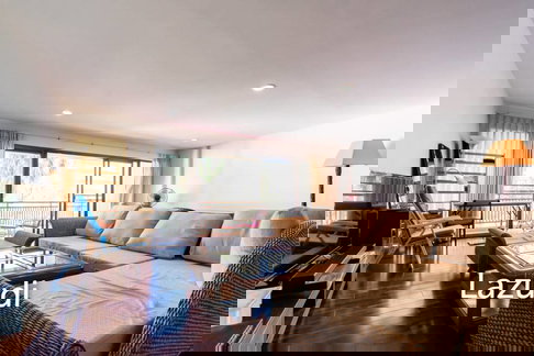 SANTIPURA : 3 Bed Beachfront condo with pool and sea view