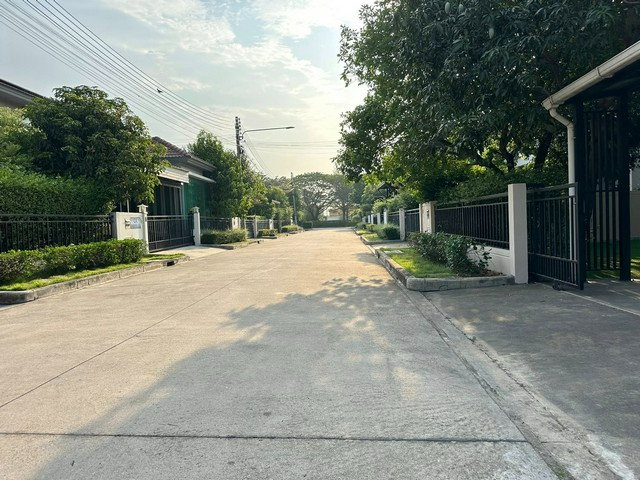 รูป HR3322ให้เช่าบ้านเดี่ยว โครงการ PAVE รังสิต (คลอง 4) – บ้านสวย สภาพใหม่ พร้อมเฟอร์/เครื่องใช้ไฟฟ้าใหม่แกะกล่อง - รูปที่ 13/22