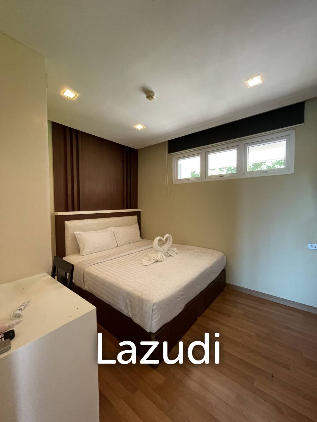 2-Bed Sea View Condominium at Sea and Sky Condominium - image 3