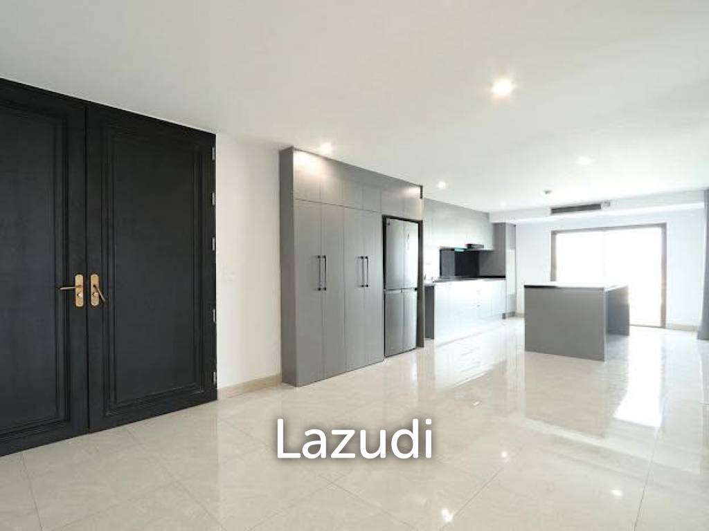 รูป 200.0 ตร.ม. 3 ห้องนอน 3 ห้องน้ำ คอนโดสำหรับ เช่าใน บางนา - รูปที่ 10/15