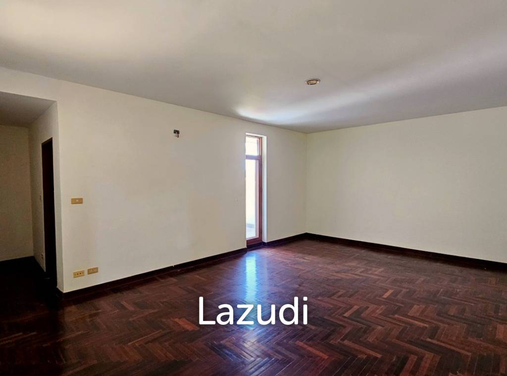 รูป 375.0 ตร.ม. 4 ห้องนอน 4 ห้องน้ำ คอนโดสำหรับ ขายใน ไม้ขาว - รูปที่ 21/28