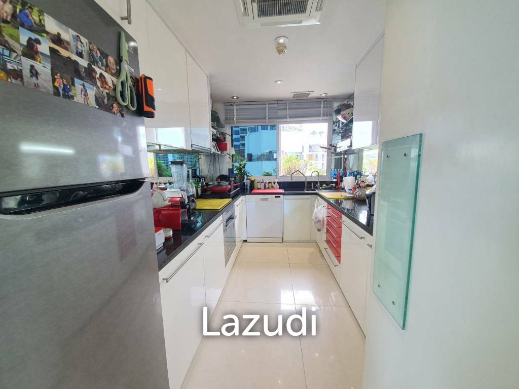 picture Beachfront Penthouse for Sale in Sugar Beach Condominium - 16/34