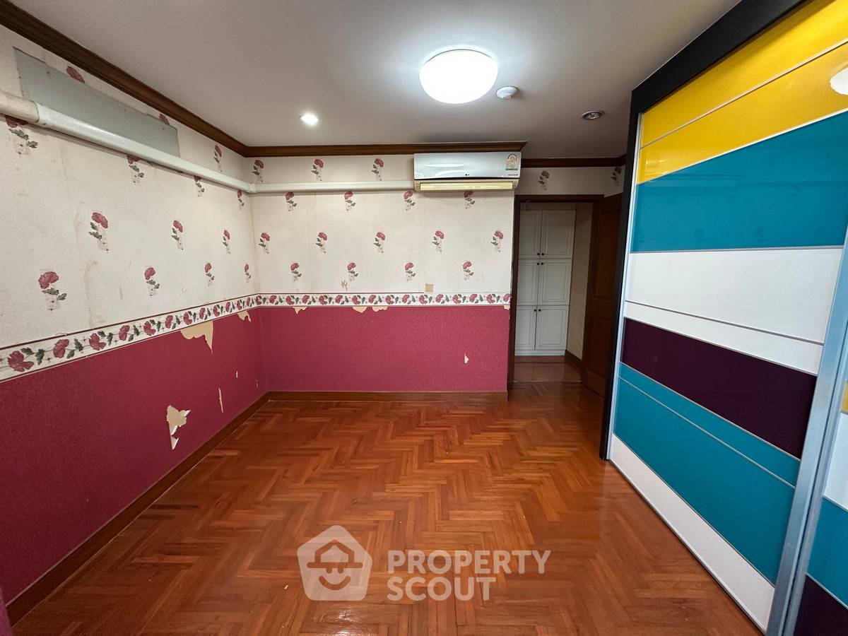รูป คอนโด 3-ห้องนอน ที่ สี่พระยา ริเวอร์วิว คอนโดมิเนียม ใกล้ MRT หัวลำโพง (ID 2484533) - รูปที่ 13/23