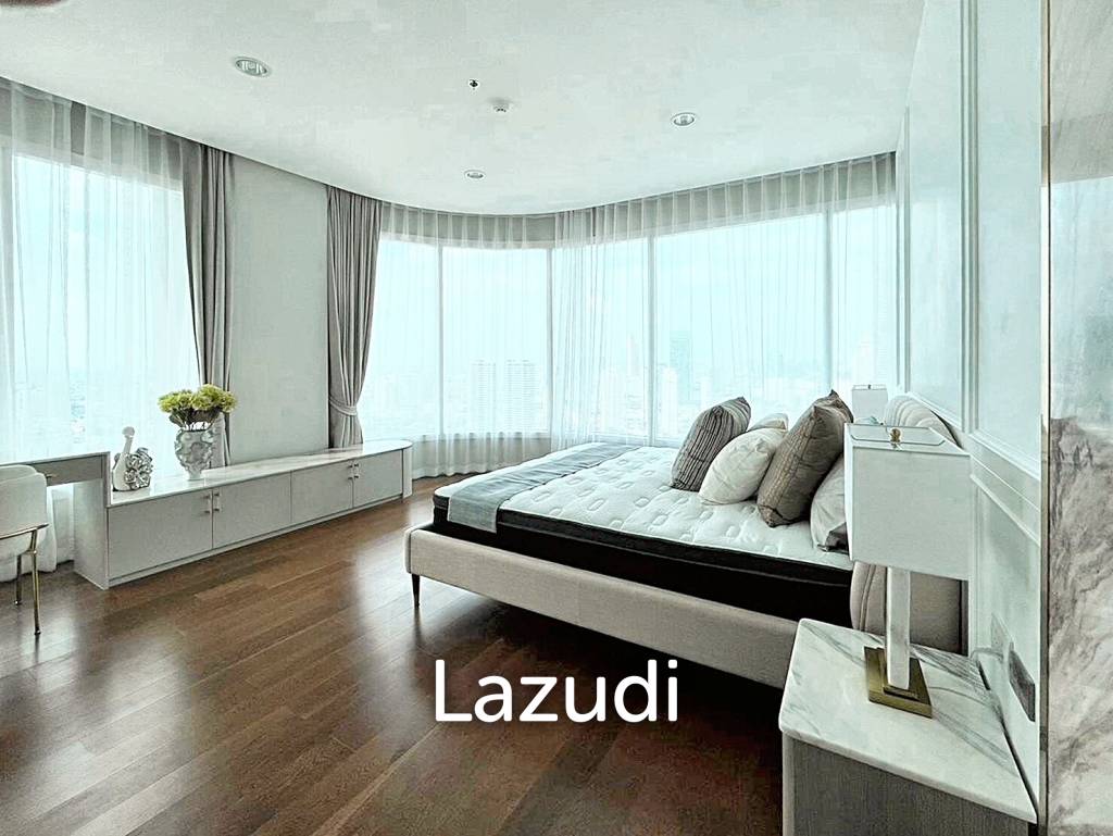 picture Luxurious 3-Bed Condo at Menam Residences, Bangkok - 5/16