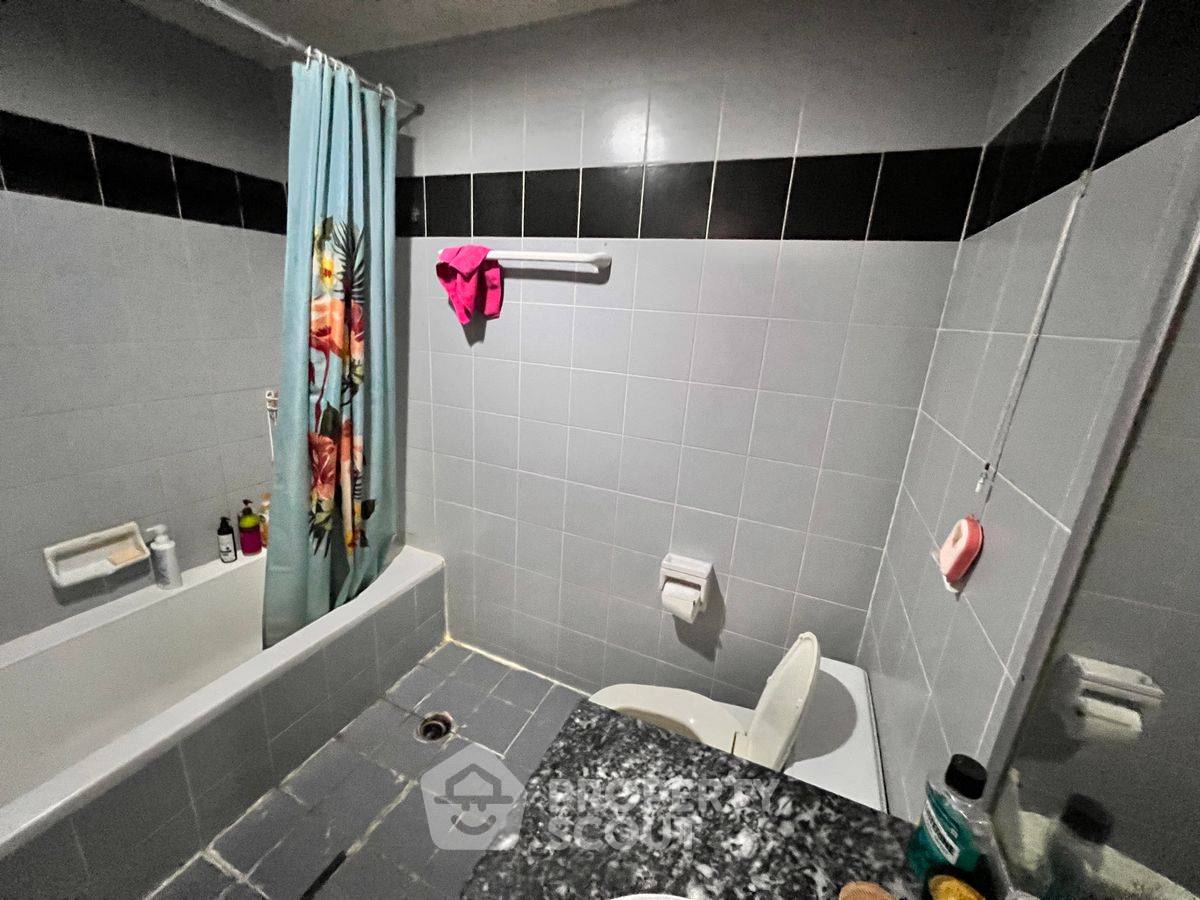 รูป เพ้นท์เฮ้าส์ 2-ห้องนอน ใน บางกะปิ (ID 2312942) - รูปที่ 3/5