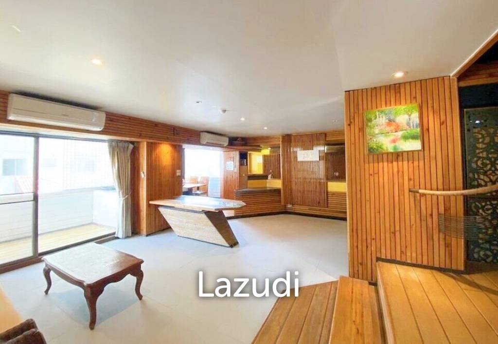picture 3 Bed 4 Bath 216 SQ.M Baan Onnut Condominium - 2/18