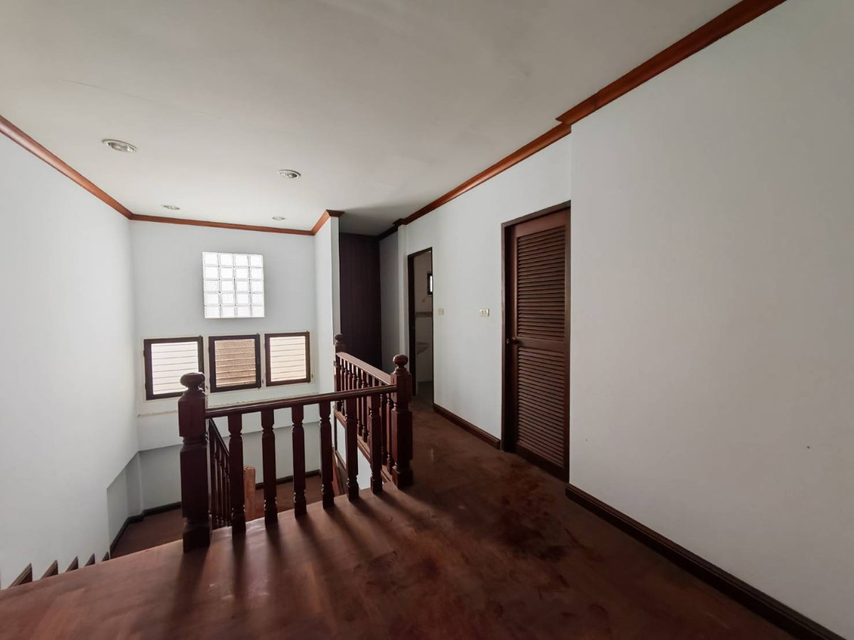 รูป ขายบ้านเดี่ยวในโซนรัชดาภิเษก ซอย 7แยก15 ใกล้ห้วยขวาง - รูปที่ 11/21