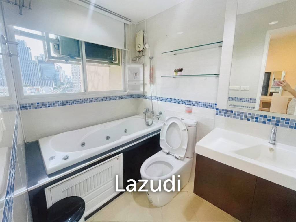 picture 1 bed 1 bath 51 SQ.M Sky Walk Condominium - 6/6