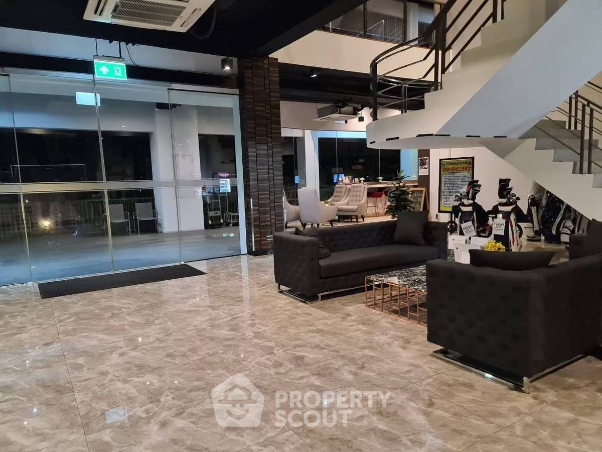รูป คอนโด 2-ห้องนอน ที่ สเตเซีย เรสซิเดนซ์ ศรีราชา ใน สุรศักดิ์ (ID 2380155) - รูปที่ 3/17