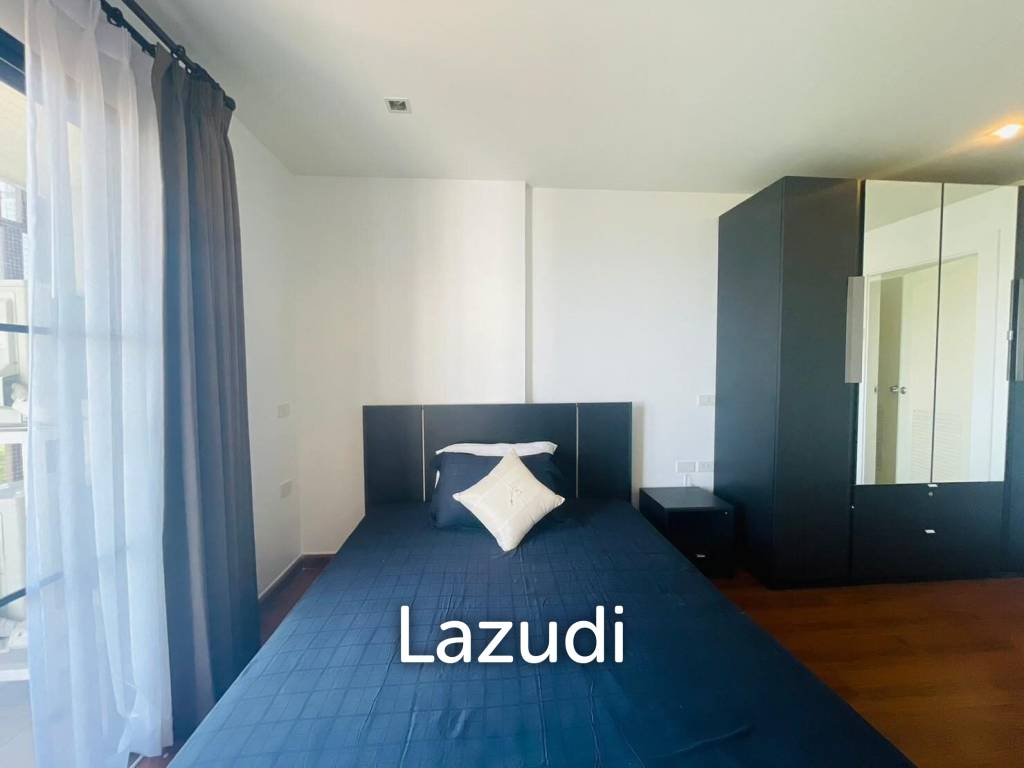 picture 1 Bedroom Golden Coast for Sale - 12/28