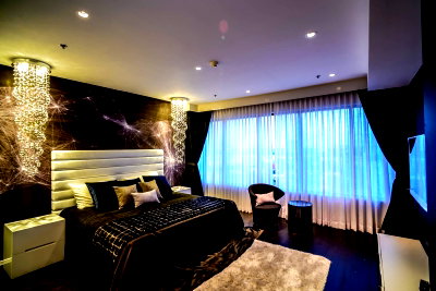 Condos for sale : LTH3874 – Luxury Modern Italian Style FOR SALE at Sukhumvit 24  3 beds 4 baths size 161 Sq.M. Nearby BTS Phrom Phong station ONLY 35.5 MB