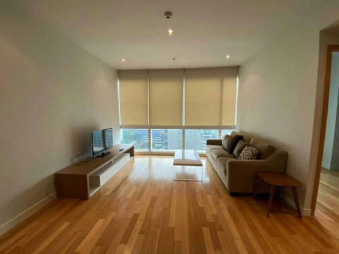LTH5035 – Millennium Residence Condo FOR SALE 2 beds 2 baths Size 90 Sq.M. nearby BTS Asoke Station ONLY 15 MB