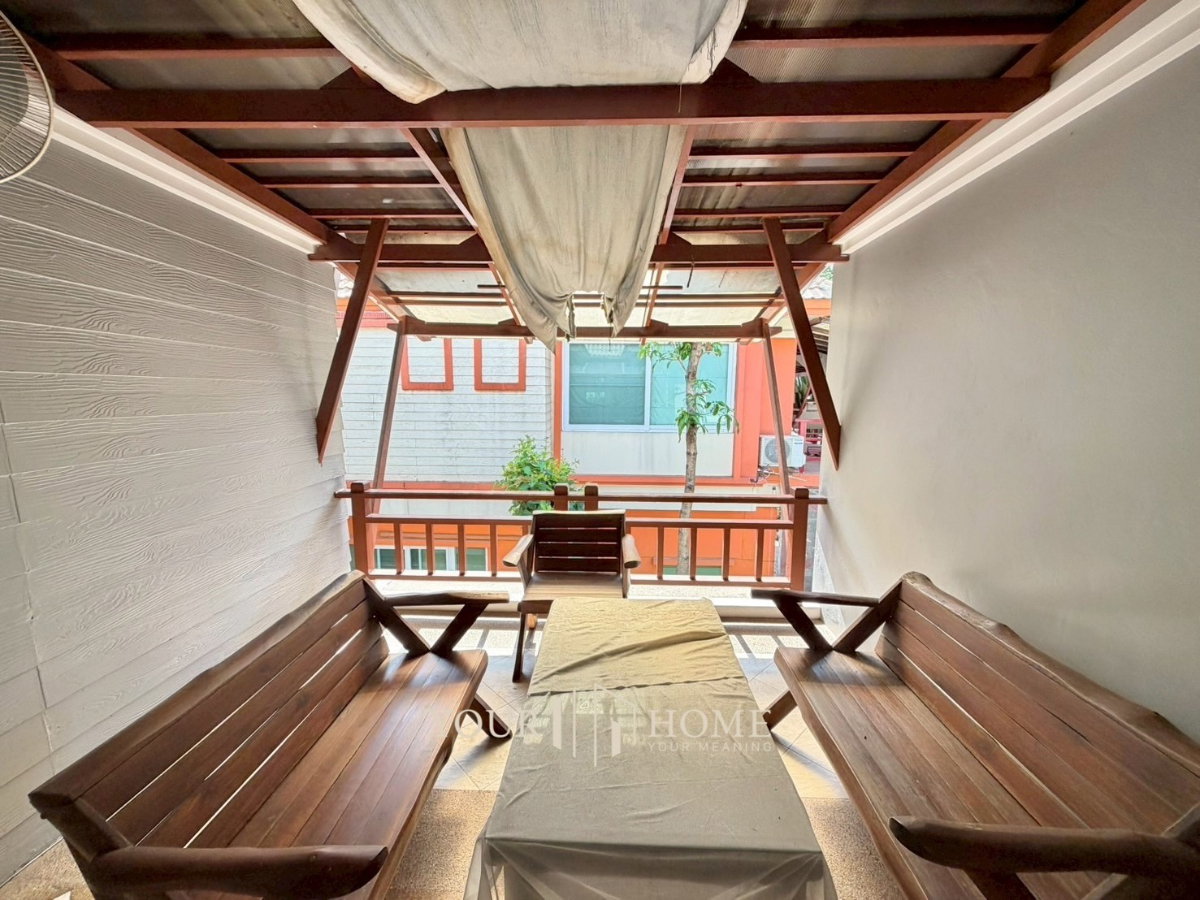 รูป ✨ ปล่อยเช่าบ้านติดทะเลบางแสน! Casaluna 3 นอน 4 น้ำ – ความเป็นส่วนตัวระดับ 5 ดาว - รูปที่ 11/22