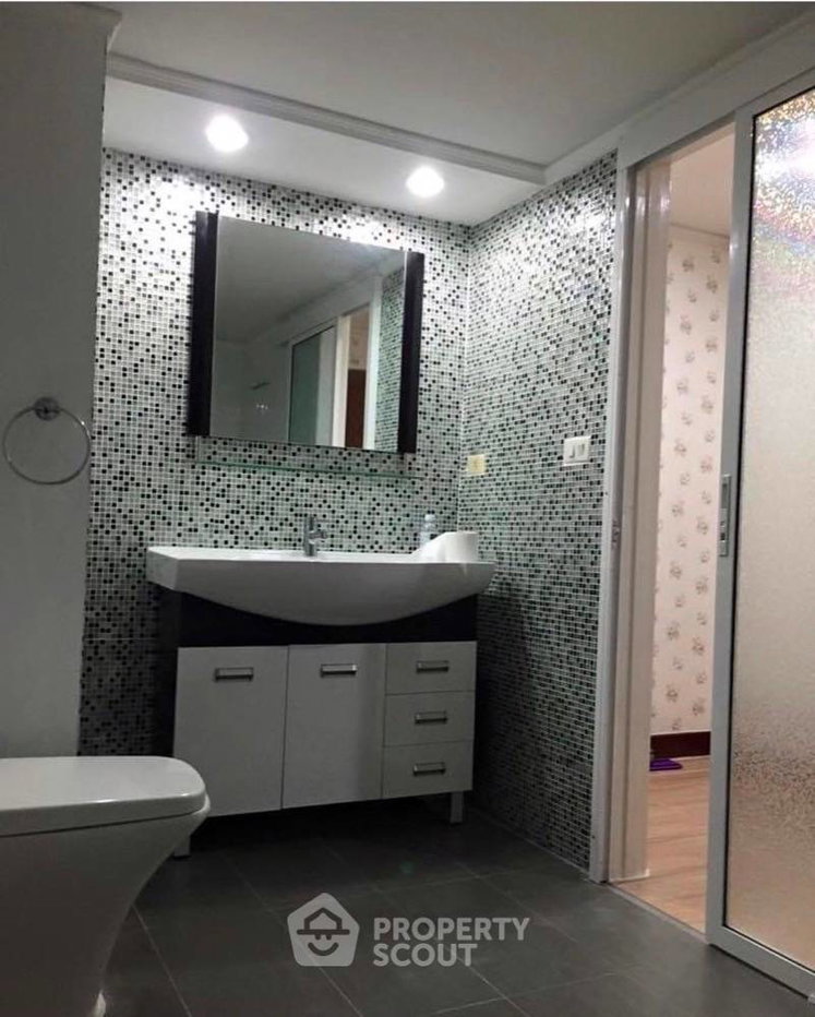 รูป คอนโด 1-ห้องนอน ที่ รอยัล ไนน์ เรสซิเดนท์ ใน บางกะปิ (ID 822157) - รูปที่ 10/19