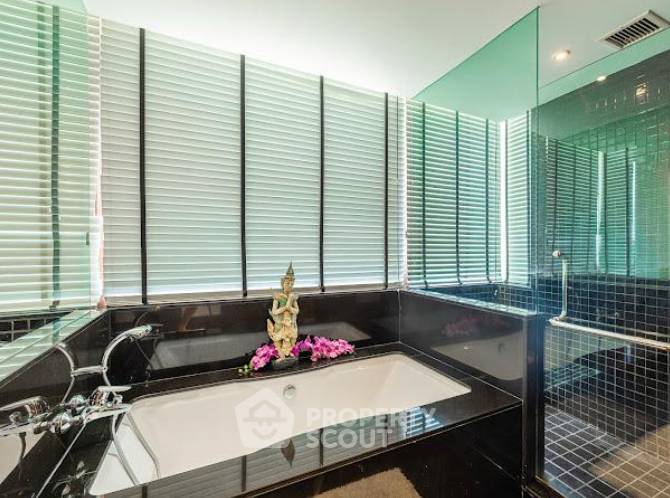 รูป อพาร์ทเม้นท์ 2 นอน at Royal Phuket Marina การใช้ชีวิตริมน้ำที่หรูหรา ท่าจอดเรือปลอดคาร์บอนแห่งแรกและแห่งเดียวในเอเชีย (ID 2005037) - รูปที่ 19/19