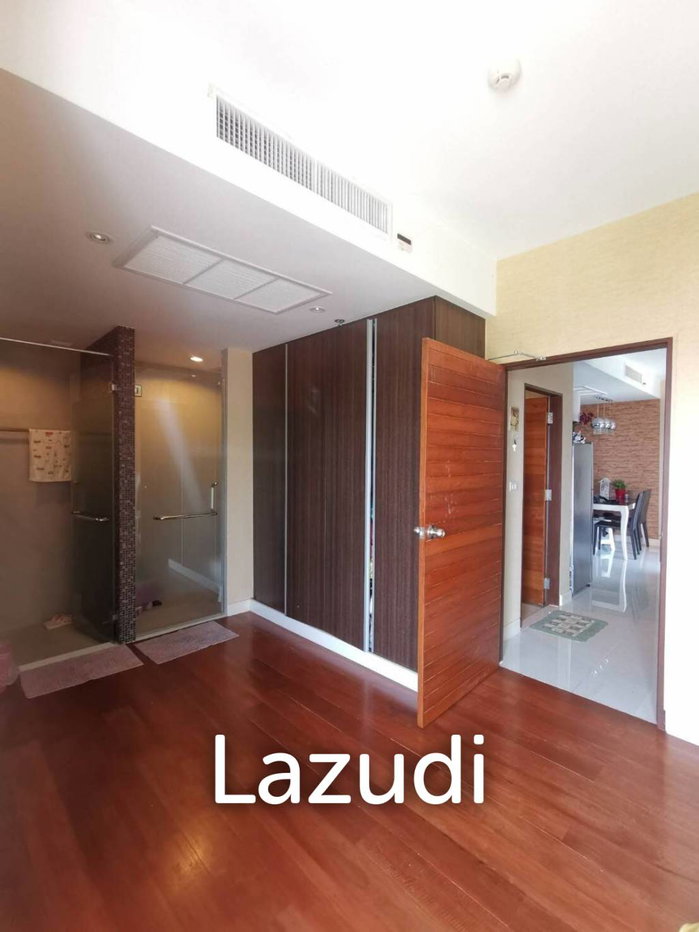 picture 2 Bed 3 Bath 75 SQ.M The Axis Condo - 11/16