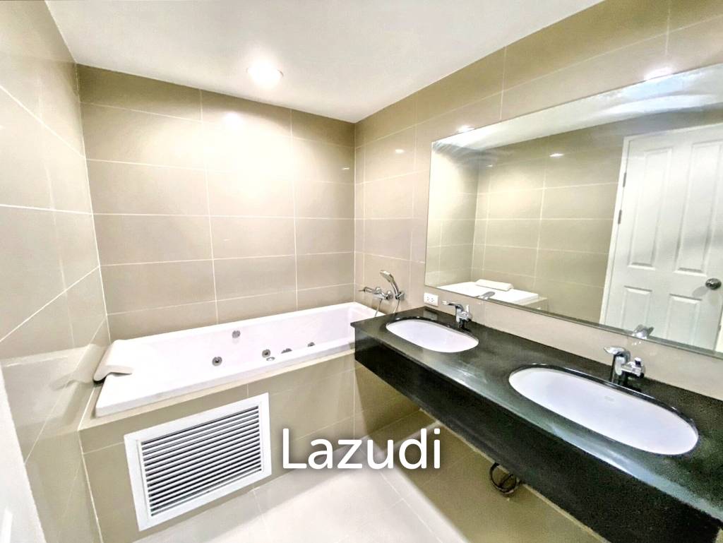 รูป 206.4 ตร.ม. 5 ห้องนอน 4 ห้องน้ำ คอนโดสำหรับ ขาย & เช่าใน ห้วยขวาง - รูปที่ 18/18