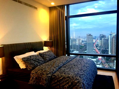 Condos for sale : LTH4279 – Circle Living Prototype FOR SALE 2 beds 2 baths size 84 Sq.M. Nearby MRT Phetchaburi station ONLY 17 MB