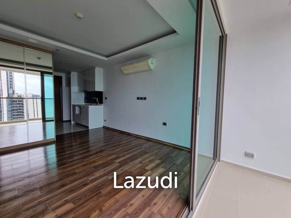 picture Studio for sale - 13/14