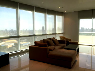 Condos for rent : LTH5045 – Millennium Residence Condo FOR RENT 3 bedrooms 193 Sq.M. near BTS Asoke Station Price 125,000 THB / month