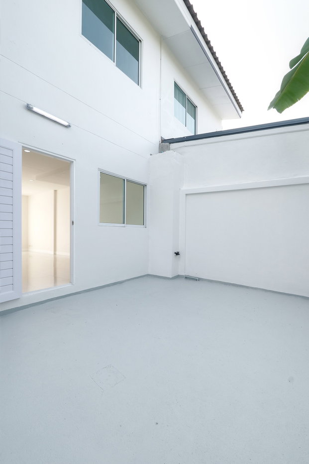 รูป 🚀 บ้านราคาต่ำกว่า 2 ล้าน ในหนองจอก หาของแบบนี้ยากแล้ว! พร้อมอยู่ทันที - รูปที่ 6/21