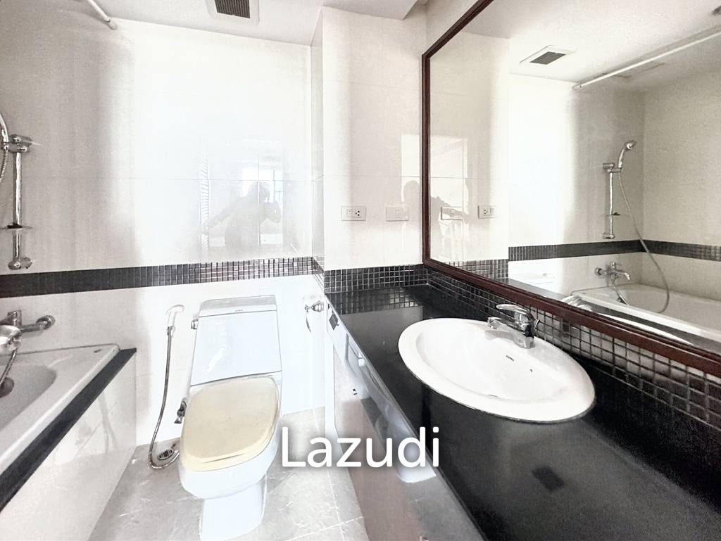 picture 3 Bed 3 Bath 160 SQ.M Royal Castle Sukhumvit - 8/9