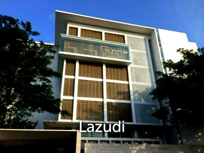 ขายคอนโด : คอนโดริมหาดหัวหิน 110 ตร.ม. วิวสวนและทะเลใจกลางเมือง