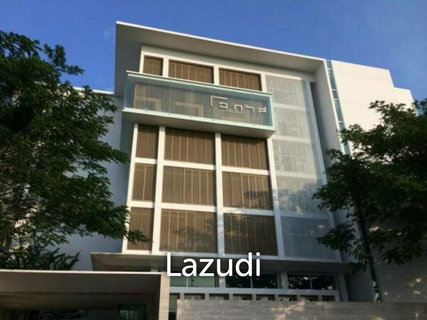 คอนโดริมหาดหัวหิน 110 ตร.ม. วิวสวนและทะเลใจกลางเมือง