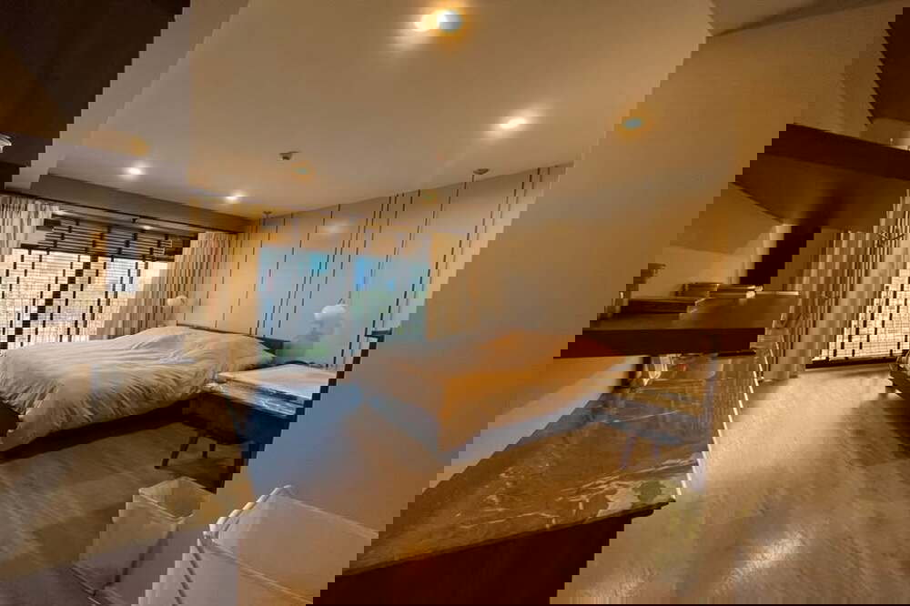 รูป ขาย- เช่า ! Noble Above Wireless - Ruamrudee, ทำเลทอง, 1 นอน, 1 น้ำ, ห้องทิศตะวันออก, ชั้นสูง 26+ !!🔥Code C20231100510 แต่งครบ, ราคาพิเศษ! - รูปที่ 3/7