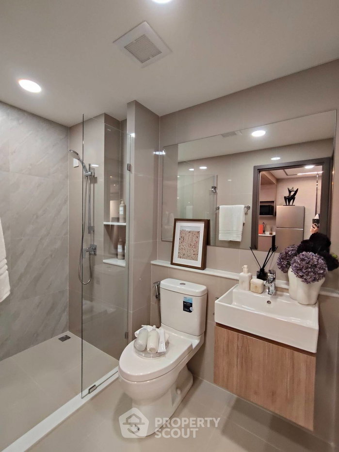 รูป คอนโด 1-ห้องนอน ที่ ไลฟ์ รัชดา-พระราม 9 ใกล้ MRT ศูนย์วัฒนธรรมแห่งประเทศไทย (ID 2708475) - รูปที่ 8/12