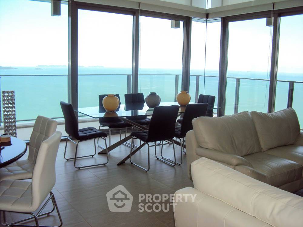 picture 3-BR Condo at Duplex close to Phratamnak (ID 995605) - 18/34