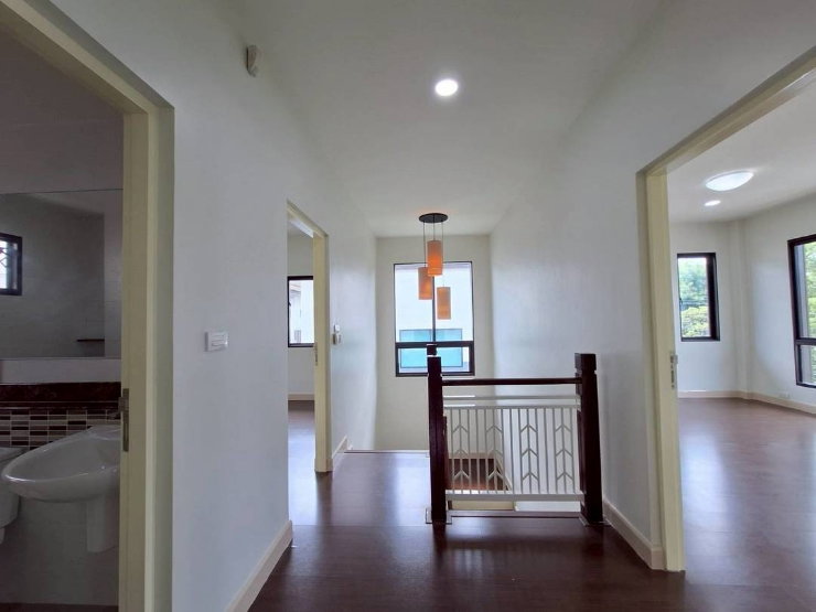 รูป ขายบ้านวัชรพล สายไหม “เศรษฐสิริ วัชรพล” 54.6 ตร.ว. หลังนี้สวยมาก พร้อมอยู่ทันที
ราคาเพียง 7,490,000 บาท - รูปที่ 18/20
