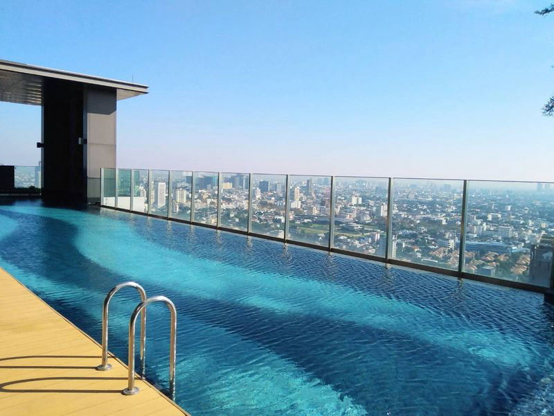 รูป ขาย คอนโด  Rhythm Sukhumvit 42 ราคาดีที่สุดในตลาด  2 ห้องนอน 2 ห้องน้ำ | ชั้นสูง  - รูปที่ 8/9
